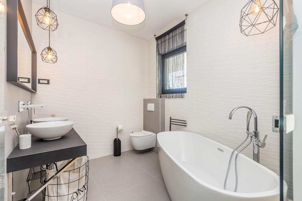 Luxury apartment NOA Njivice Extérieur photo